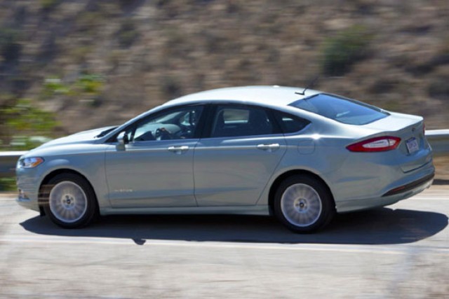 2013 Ford Fusion hybrid